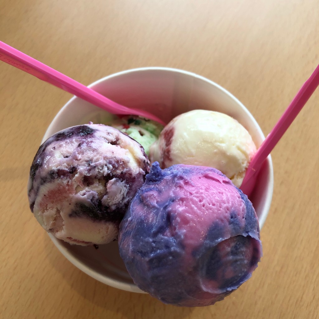 ユーザーが投稿したトリプルポップカップの写真 - 実際訪問したユーザーが直接撮影して投稿した大清水アイスクリームサーティワンアイスクリーム イオンモール富谷店の写真