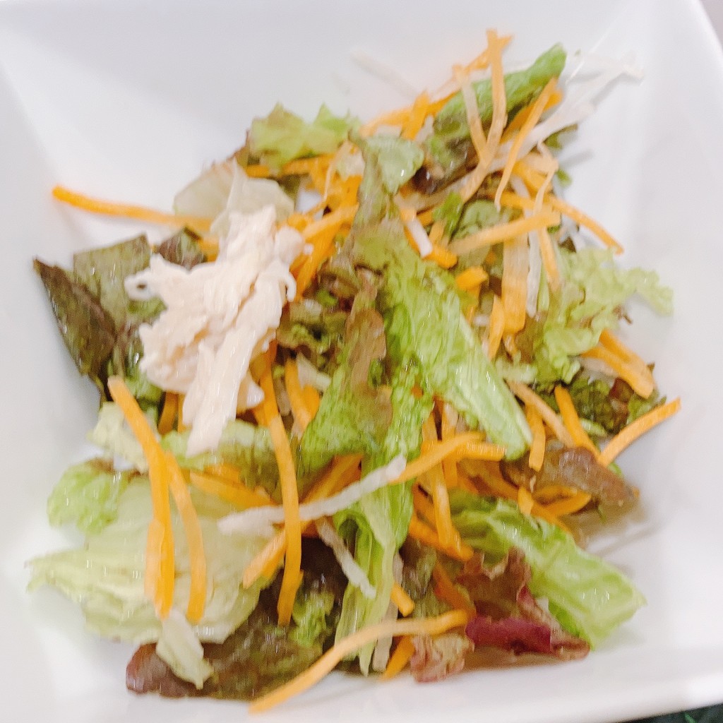 ユーザーが投稿した野菜サラダの写真 - 実際訪問したユーザーが直接撮影して投稿した東朝日町うどんはなまるうどん イオン松江店の写真