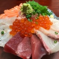 海鮮丼 - 実際訪問したユーザーが直接撮影して投稿した東魚介 / 海鮮料理深川つり舟の写真のメニュー情報