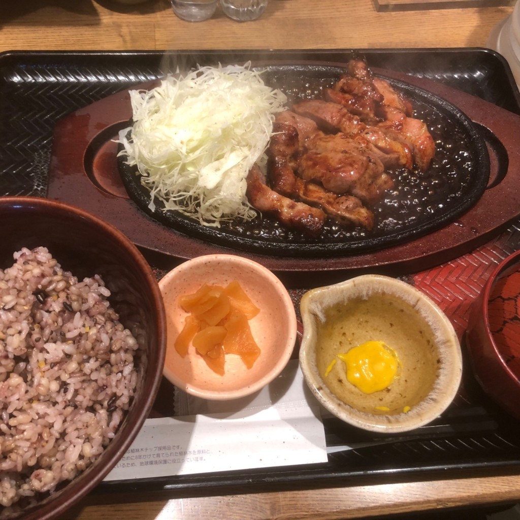 ユーザーが投稿した[定食]肉厚鉄板トンテキの写真 - 実際訪問したユーザーが直接撮影して投稿した南幸定食屋大戸屋 横浜ジョイナス店の写真