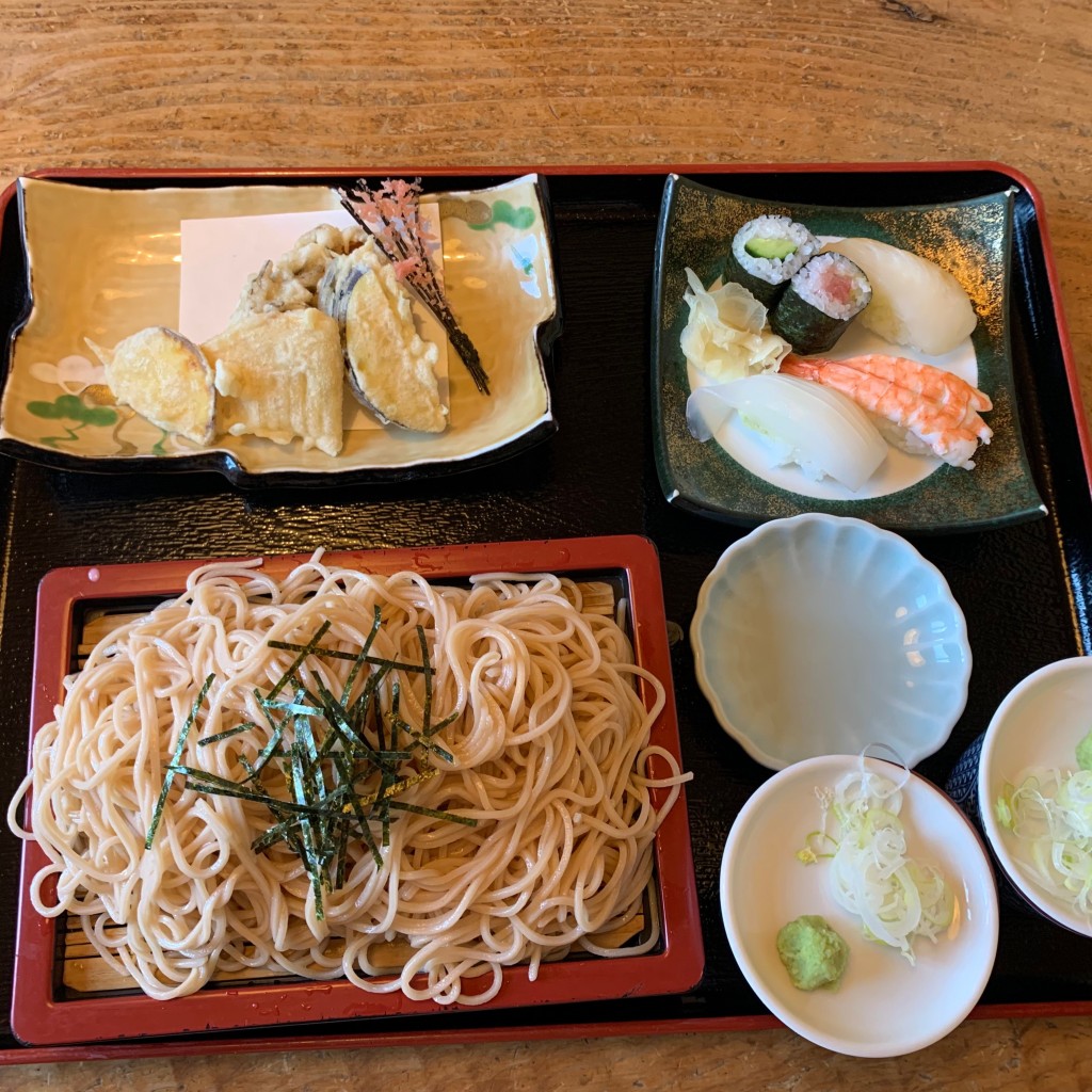 ユーザーが投稿した寿司桜そばセットの写真 - 実際訪問したユーザーが直接撮影して投稿した宮川懐石料理 / 割烹割烹味新の写真
