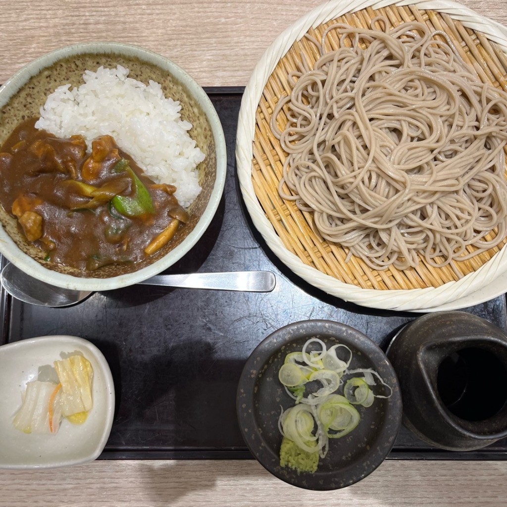 ユーザーが投稿したカレー丼とそばセットの写真 - 実際訪問したユーザーが直接撮影して投稿した東苗穂二条そば山わさび イオンモール札幌苗穂店の写真