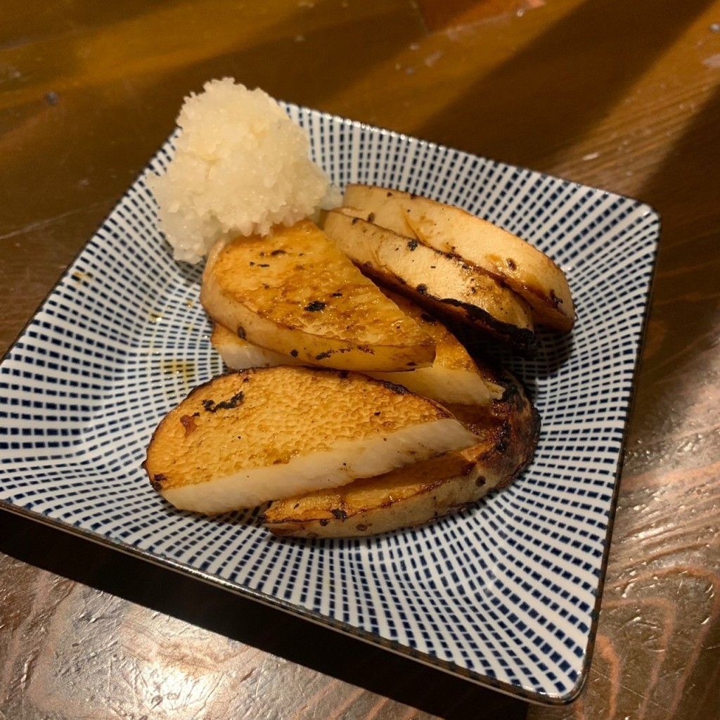 ユーザーが投稿した山芋のニンニク醤油焼の写真 - 実際訪問したユーザーが直接撮影して投稿した鶴屋町居酒屋芋蔵 横浜鶴屋町店の写真