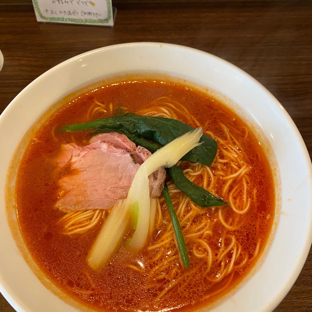 ユーザーが投稿した基本のトマトラーメンの写真 - 実際訪問したユーザーが直接撮影して投稿した香住ヶ丘ラーメン / つけ麺トマトラーメンと辛麺のお店 DOPO 九産大前店の写真