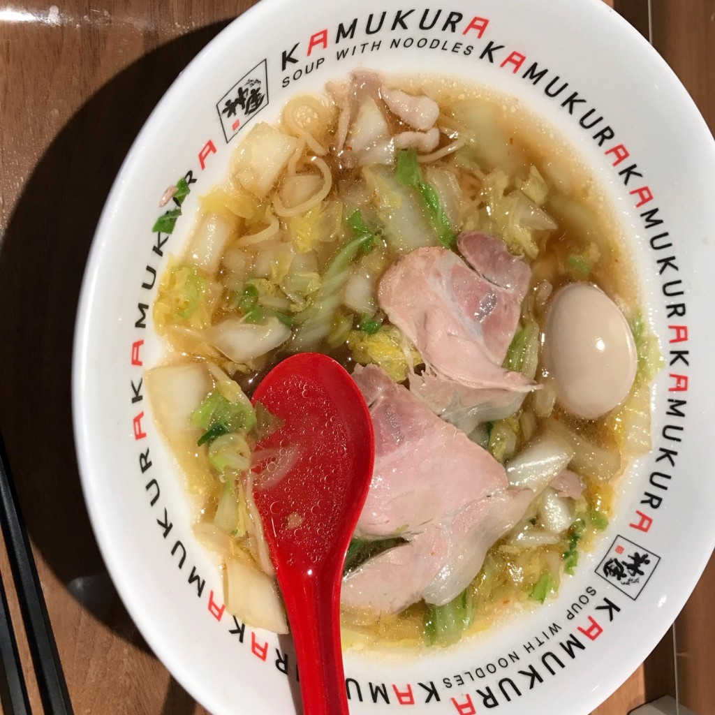 ユーザーが投稿した煮卵ラーメンの写真 - 実際訪問したユーザーが直接撮影して投稿したラーメン専門店どうとんぼり神座 青藍 UMEDA FOOD HALL店の写真