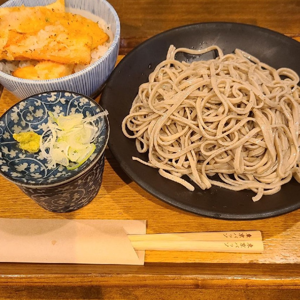 ユーザーが投稿した冷たい蕎麦と鶏天丼の写真 - 実際訪問したユーザーが直接撮影して投稿した日本橋馬喰町そば十割そば 東京バッソの写真