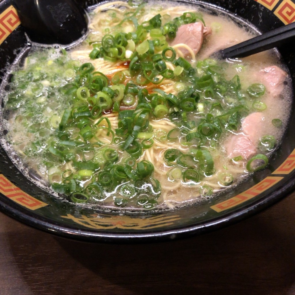 ユーザーが投稿したラーメン ネギトッピングの写真 - 実際訪問したユーザーが直接撮影して投稿した博多駅前ラーメン専門店一蘭 博多店の写真