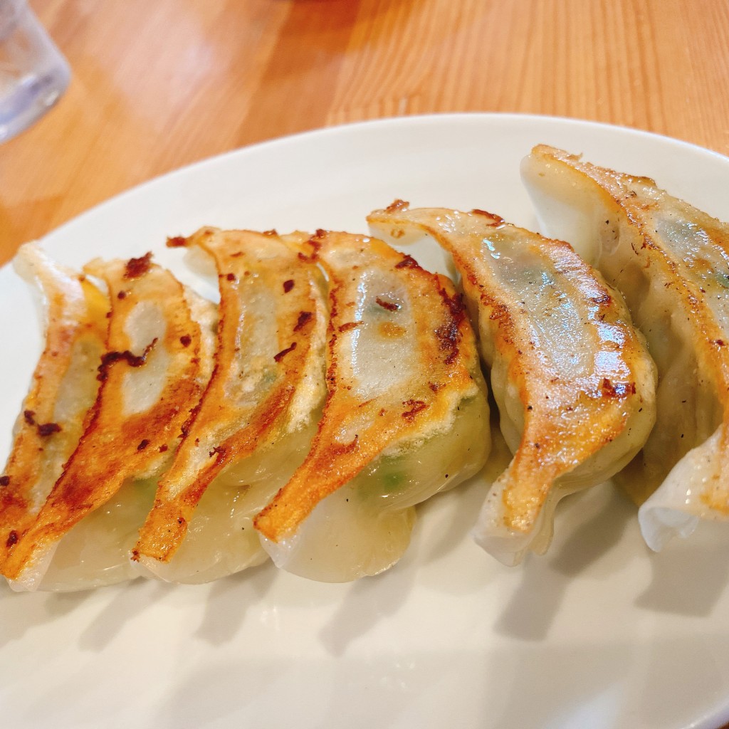 ユーザーが投稿した極!焼き餃子の写真 - 実際訪問したユーザーが直接撮影して投稿した松ヶ島町ラーメン専門店麺屋 ばんびの写真
