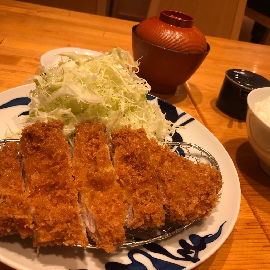 かなだん3フォロバしますさんが投稿した丸の内とんかつのお店とんかつ寿々木 東京駅店/トンカツスズキ トウキョウエキテンの写真