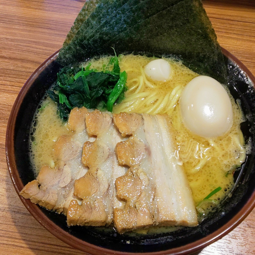 ユーザーが投稿したMAXラーメンの写真 - 実際訪問したユーザーが直接撮影して投稿した鵜沼各務原町ラーメン専門店横濱家系ラーメン 道三家 本店の写真