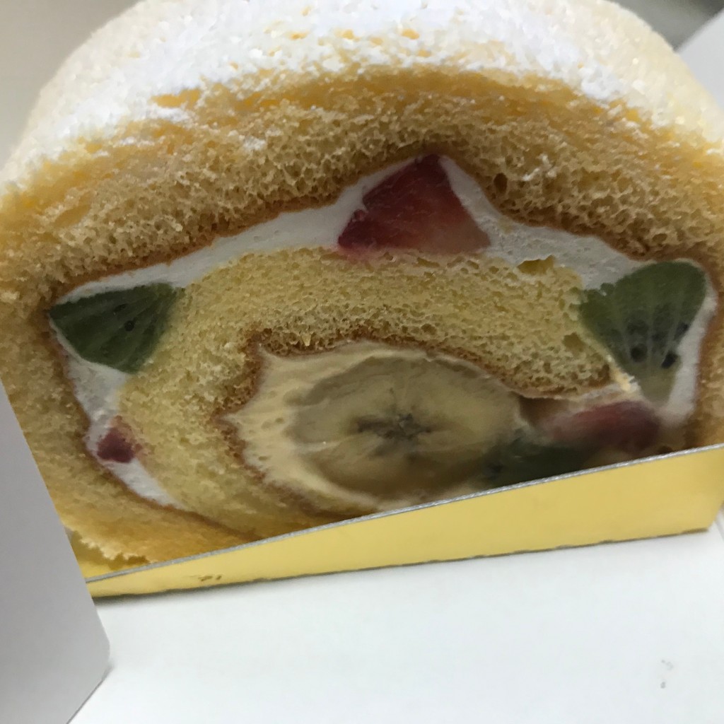 ユーザーが投稿したロールケーキの写真 - 実際訪問したユーザーが直接撮影して投稿した平尾カフェモモトセの写真