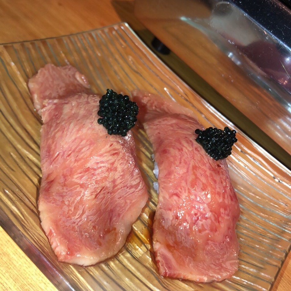 ユーザーが投稿した炙り寿司キャビアの写真 - 実際訪問したユーザーが直接撮影して投稿した鷹番焼肉ニクアザブ 学芸大学店の写真