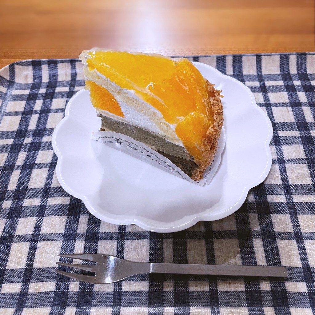 ユーザーが投稿した焙じ茶とオレンジリッチタルトの写真 - 実際訪問したユーザーが直接撮影して投稿した千鳥町スイーツフルーツタルト専門店 Gowdyの写真