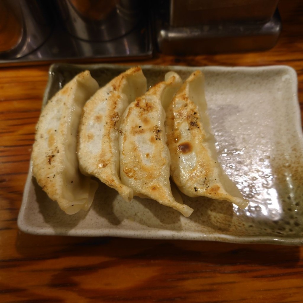 めがねさん2020さんが投稿した新宿ラーメン専門店のお店らあ麺 やったる 新宿店/ラアメン ヤッタル シンジュクテンの写真