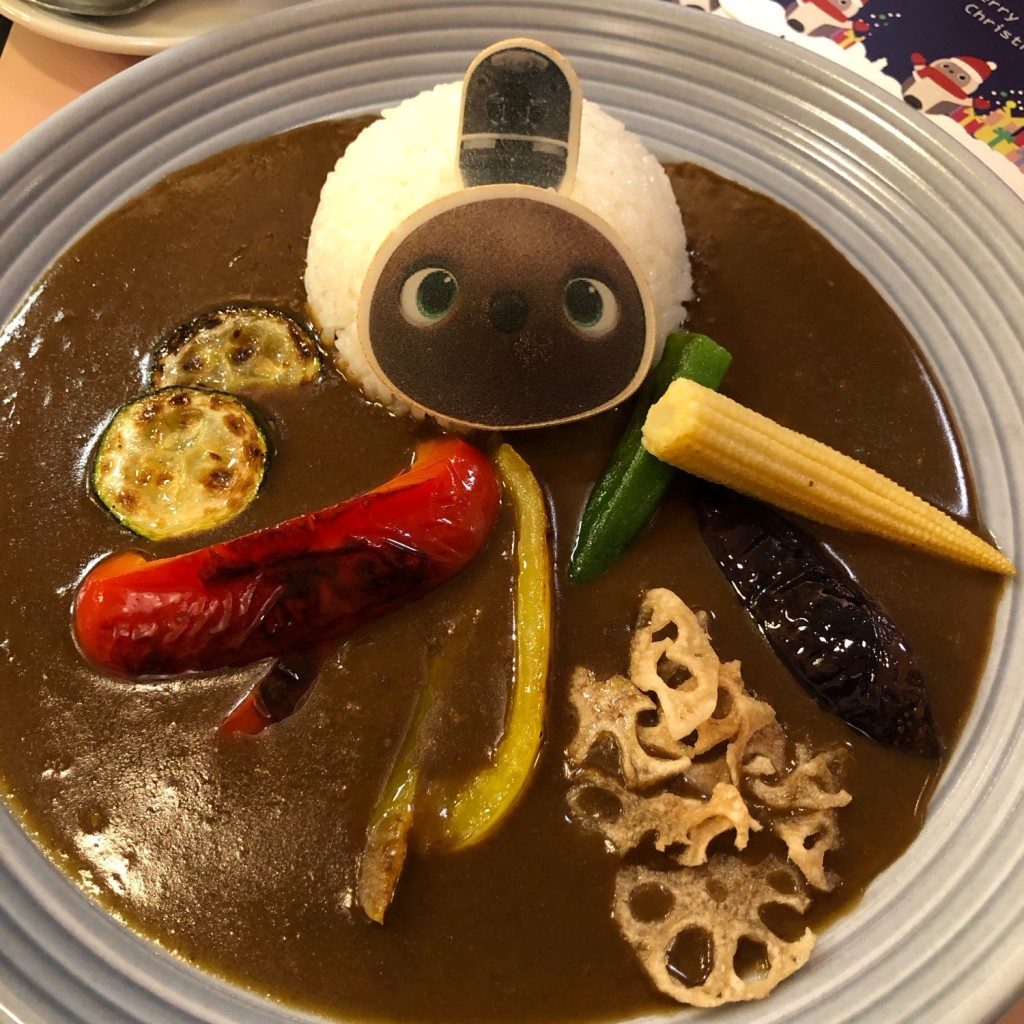 ユーザーが投稿した焼き野菜カレーの写真 - 実際訪問したユーザーが直接撮影して投稿した堀川町カフェラボットカフェの写真