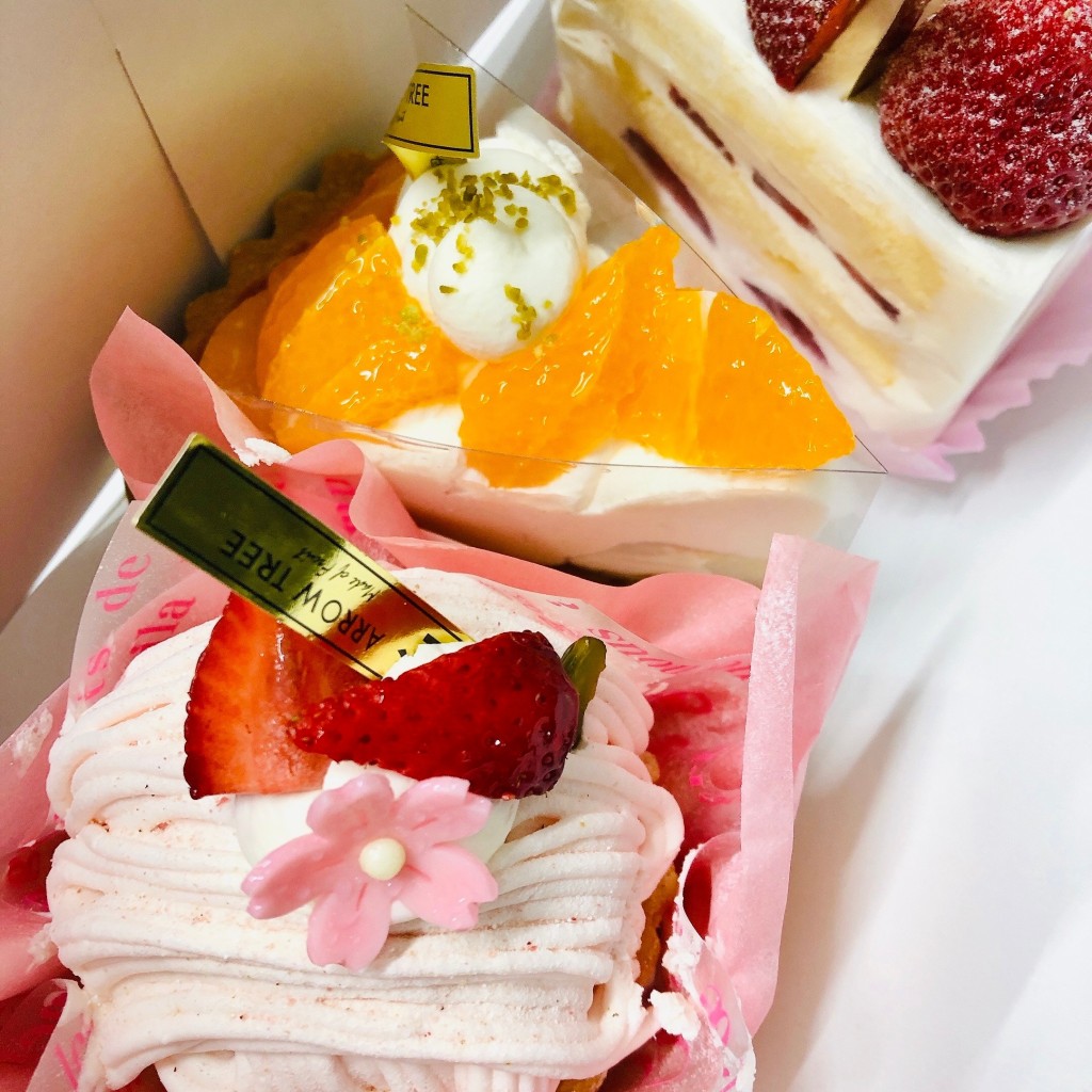 ユーザーが投稿したケーキ各種の写真 - 実際訪問したユーザーが直接撮影して投稿した池田町カフェARROW TREE 西宮店の写真