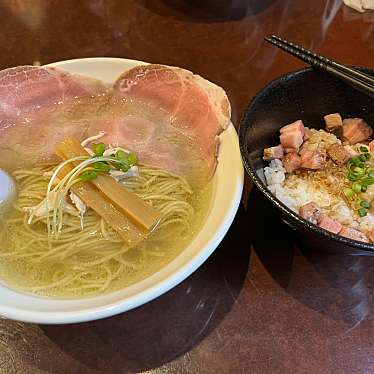 実際訪問したユーザーが直接撮影して投稿した大垣内町ラーメン専門店二代目 麺屋 カワカミの写真