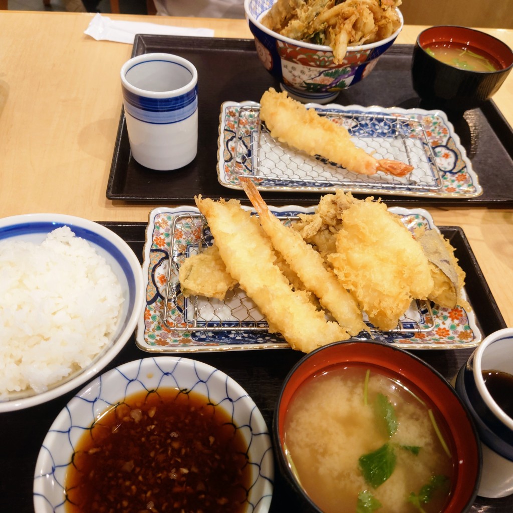 ユーザーが投稿した天ぷら定食の写真 - 実際訪問したユーザーが直接撮影して投稿した上高津天ぷら日本橋からり イオンモール土浦店の写真