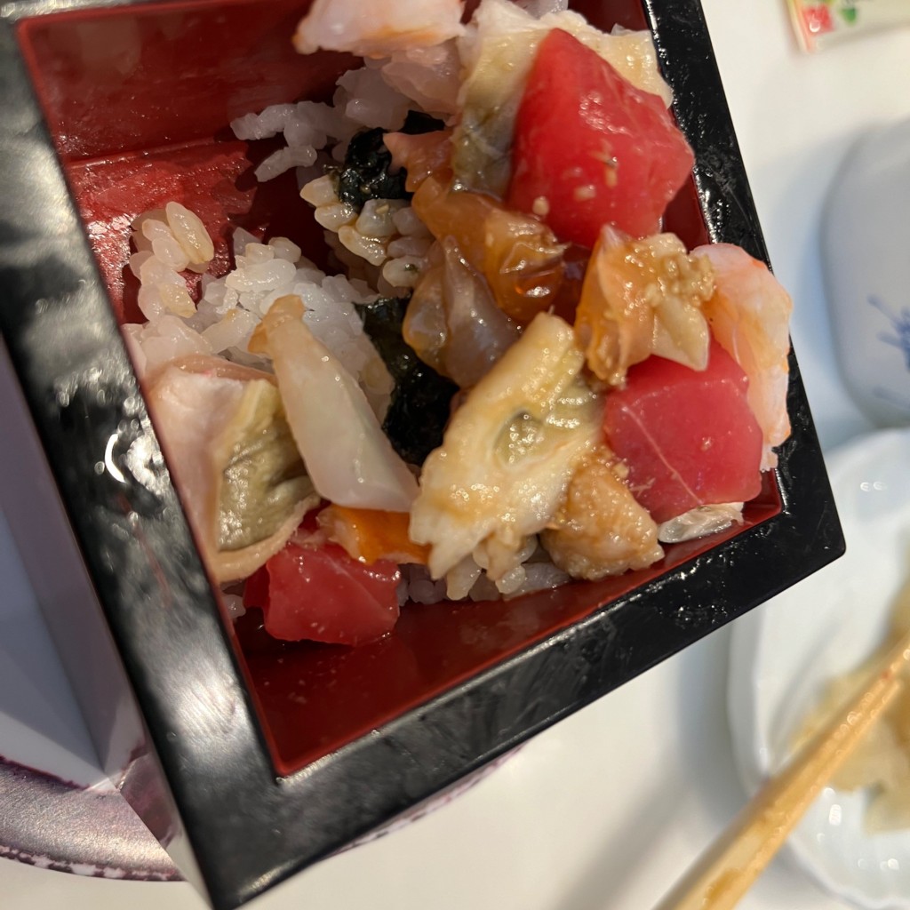 ユーザーが投稿した海鮮チラシ寿司の写真 - 実際訪問したユーザーが直接撮影して投稿した大沢寿司回転鮨清次郎 仙台泉店の写真