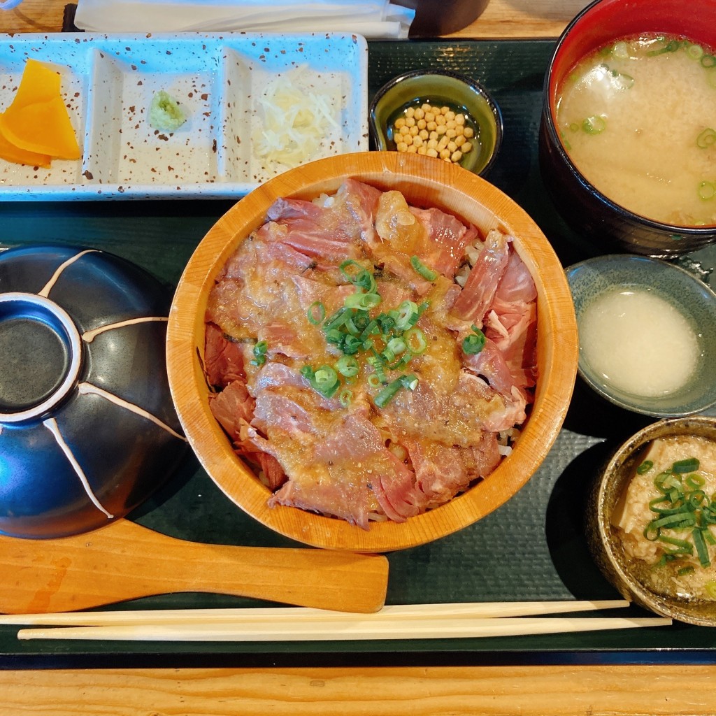 ユーザーが投稿した[竹] 250gひつまぶしの写真 - 実際訪問したユーザーが直接撮影して投稿した上野肉料理大衆肉割烹 108食堂 上野御徒町店の写真