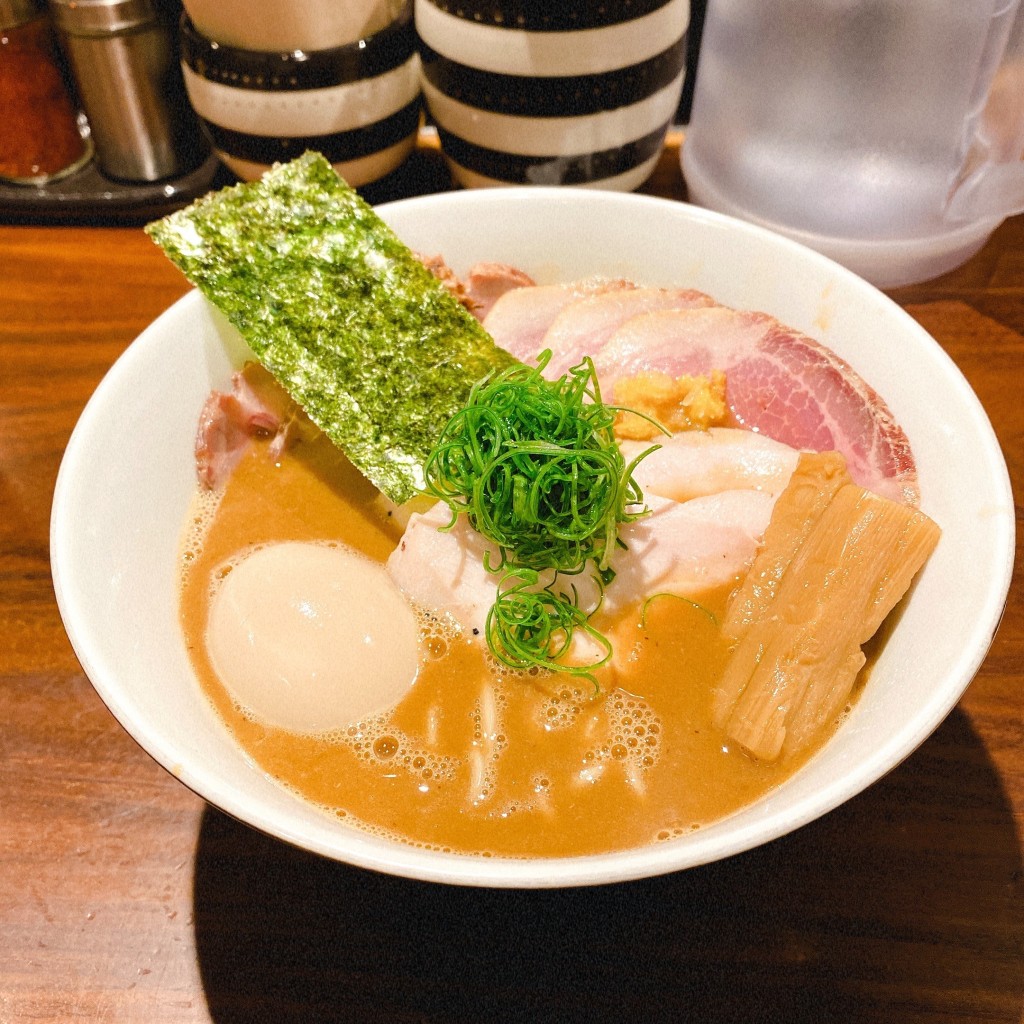 ぎーぬさんが投稿した練馬ラーメン専門店のお店RAMEN GOTTSU/ラーメン ゴッツの写真