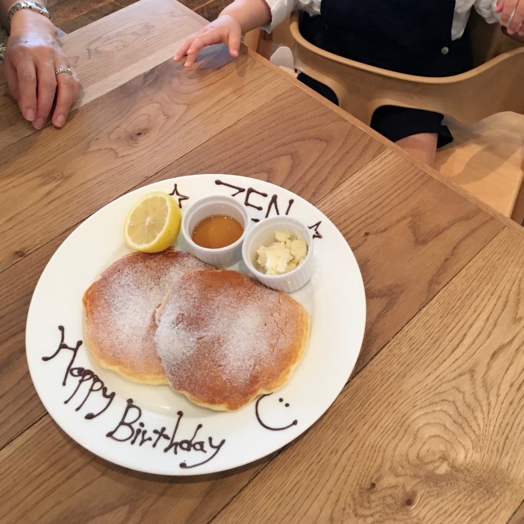 ユーザーが投稿したミルクパンケーキの写真 - 実際訪問したユーザーが直接撮影して投稿した玉川カフェロン ハーマン カフェ 二子玉川店の写真