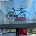 実際訪問したユーザーが直接撮影して投稿した曙町オブジェロバート・ラウシェンバーグ 自転車もどき VIの写真