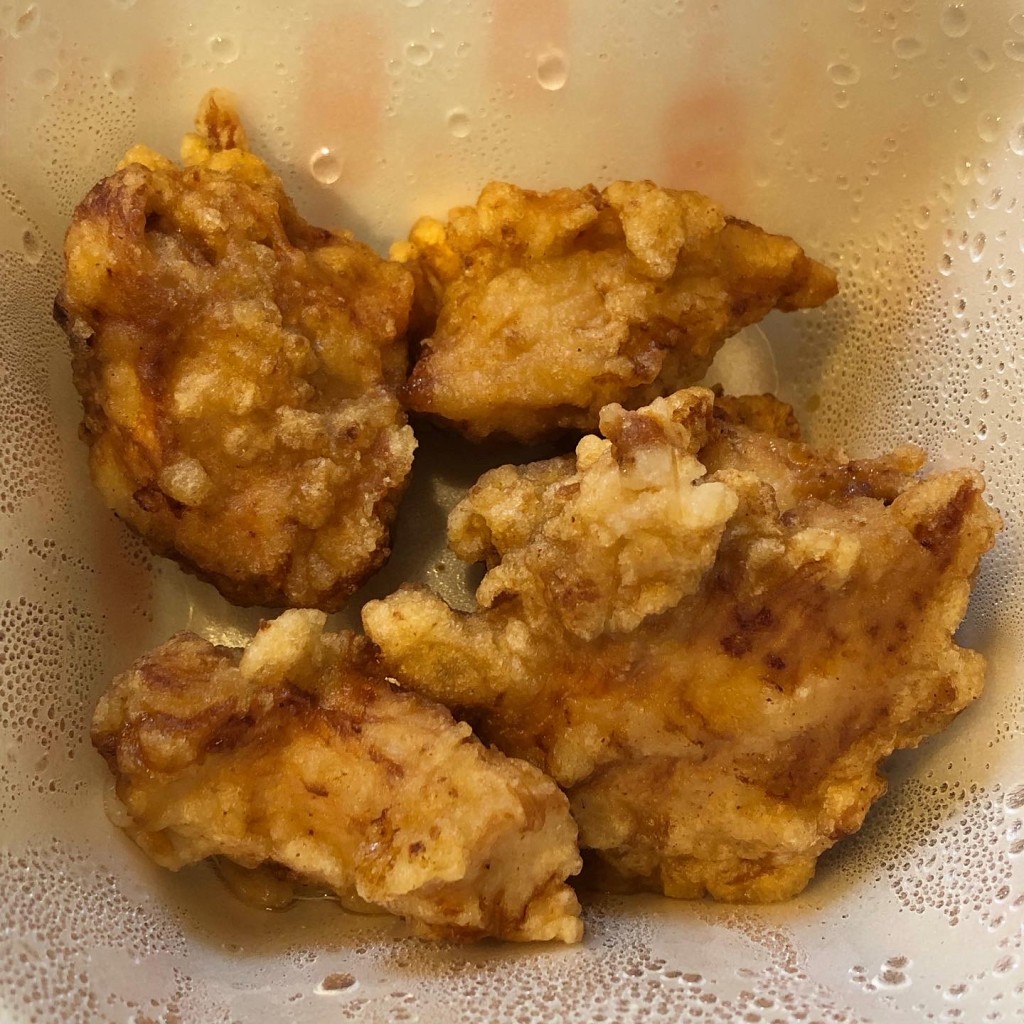 ユーザーが投稿した鶏の唐揚げの写真 - 実際訪問したユーザーが直接撮影して投稿した下松町餃子餃子の王将 岸和田南店の写真