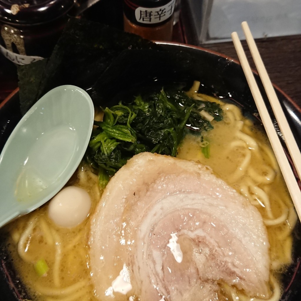 ユーザーが投稿したラーメン(味噌)の写真 - 実際訪問したユーザーが直接撮影して投稿した西新宿ラーメン専門店壱角家 西新宿本店の写真