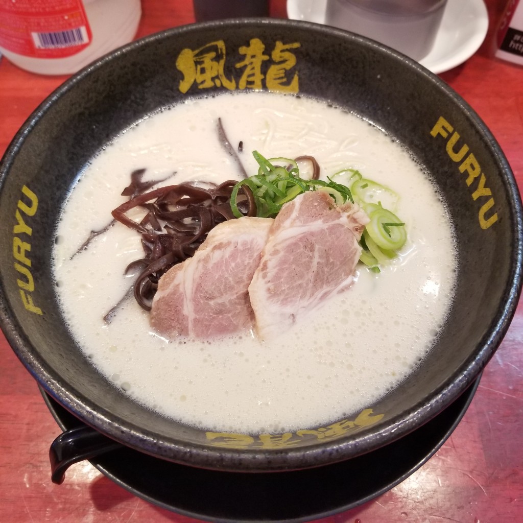 なっちょしーさんが投稿した道玄坂ラーメン専門店のお店とんこつラーメン博多風龍 渋谷店/トンコツラーメンハカタフウリュウ シブヤテンの写真