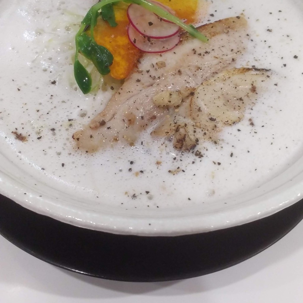 ユーザーが投稿した泡そばの写真 - 実際訪問したユーザーが直接撮影して投稿した箱崎ラーメン専門店鶏白湯ラーメン 絶好鳥の写真