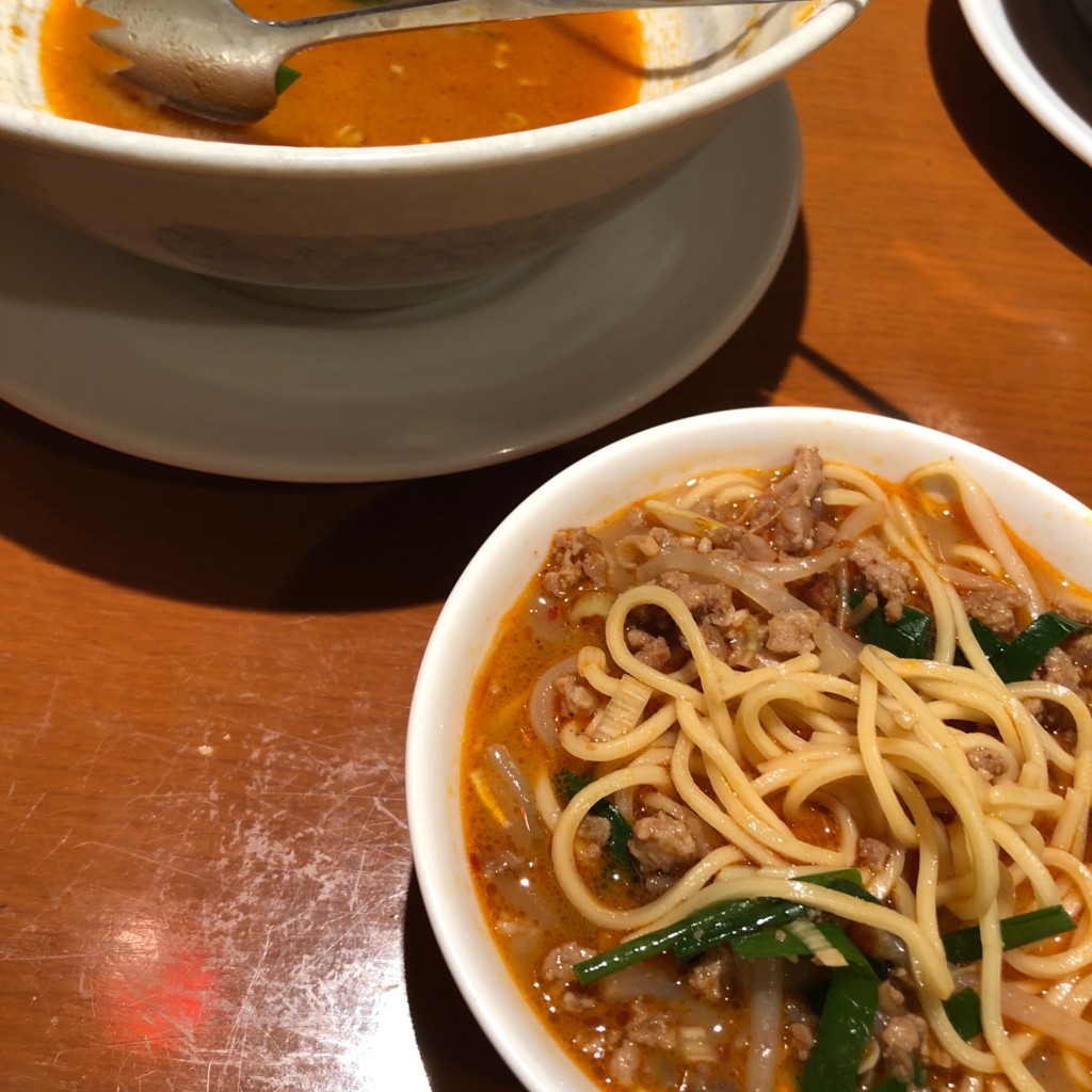 ユーザーが投稿したピリ辛担々麺の写真 - 実際訪問したユーザーが直接撮影して投稿した本町中華料理【公式】華菜家 -HANAYA-の写真