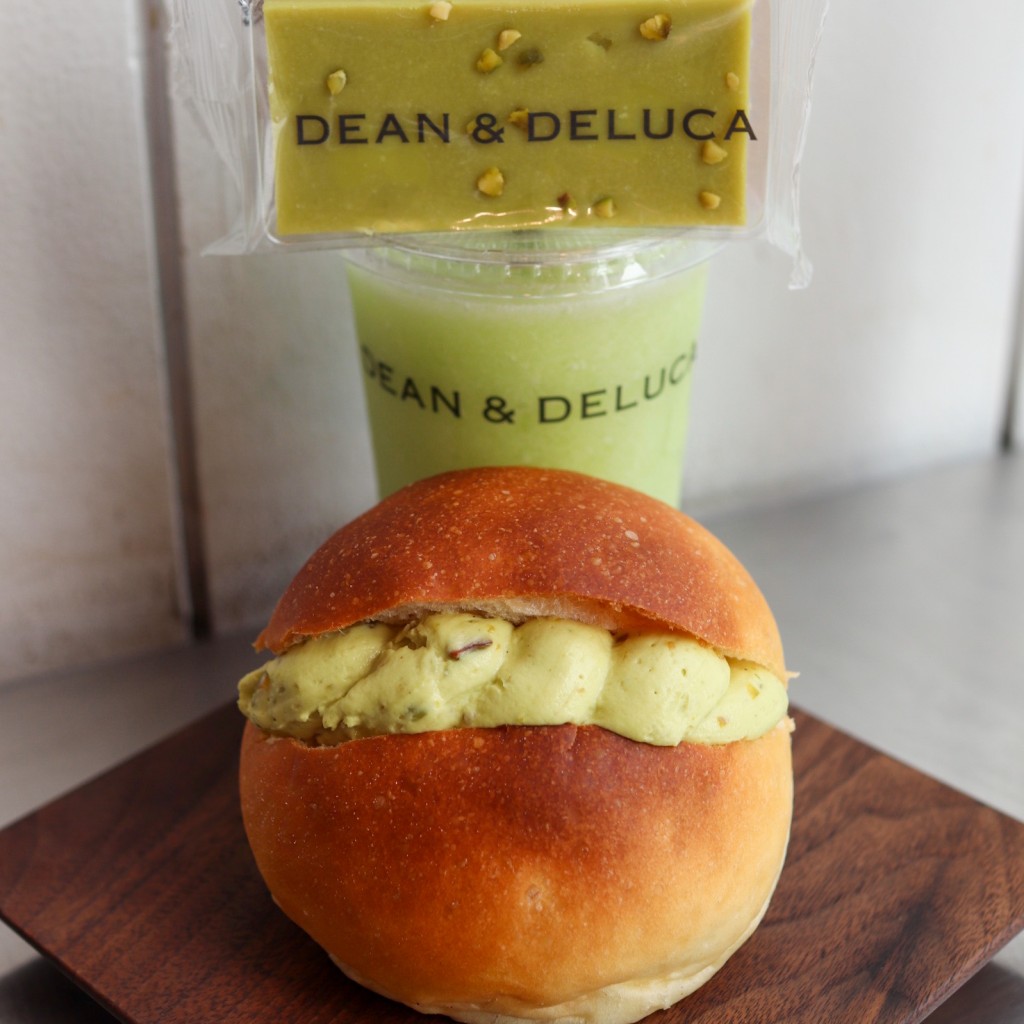 パン好きはらぺこサイクリストさんが投稿した新宿カフェのお店DEAN & DELUCA 新宿/ディーンアンドデルーカ シンジュクの写真