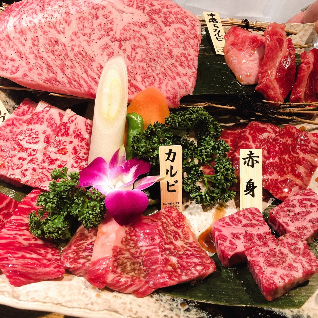 ユーザーが投稿した黒毛和牛食べ尽くし7種盛りの写真 - 実際訪問したユーザーが直接撮影して投稿した港南焼肉ぴゅあ 品川店の写真