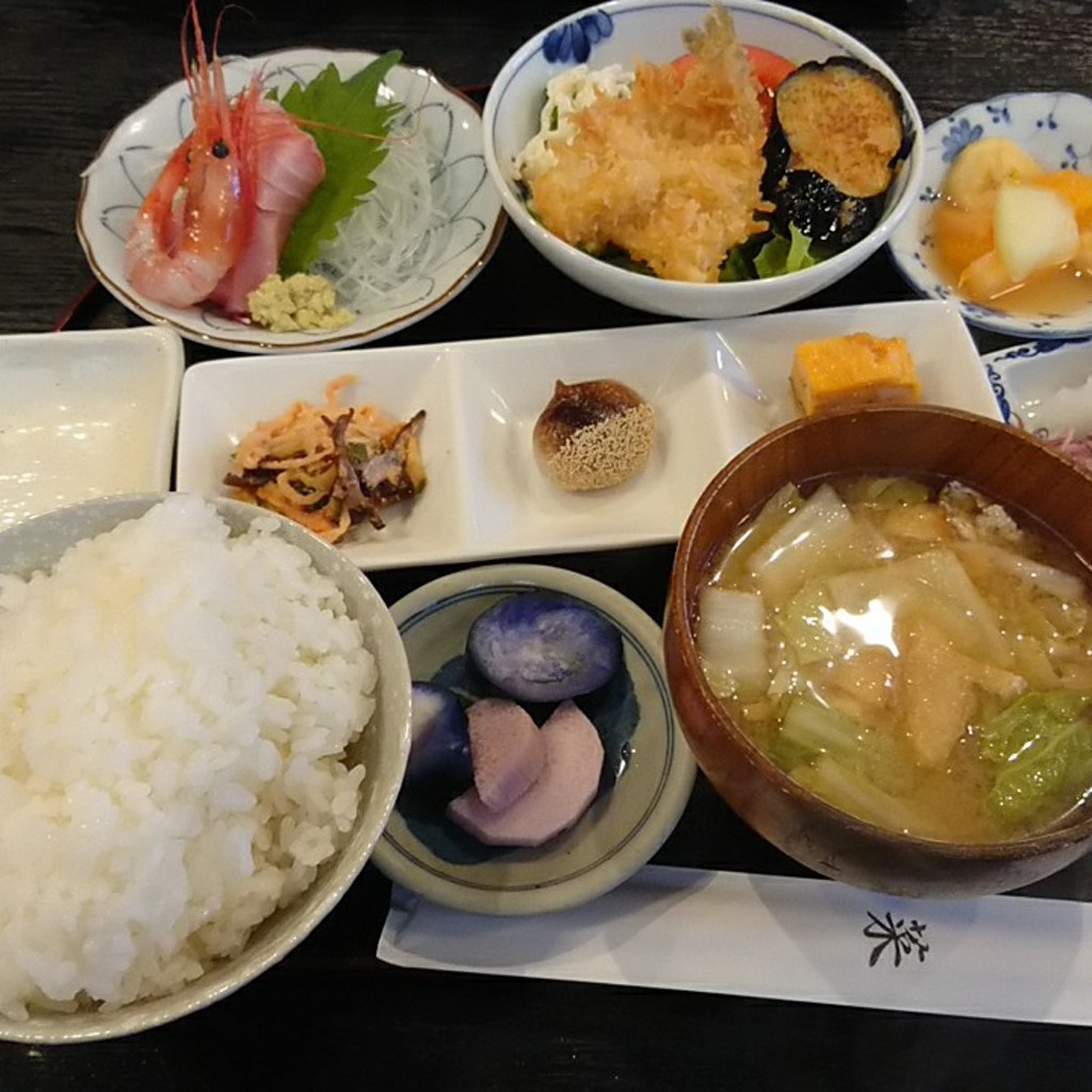 実際訪問したユーザーが直接撮影して投稿した前原東定食屋菜の写真