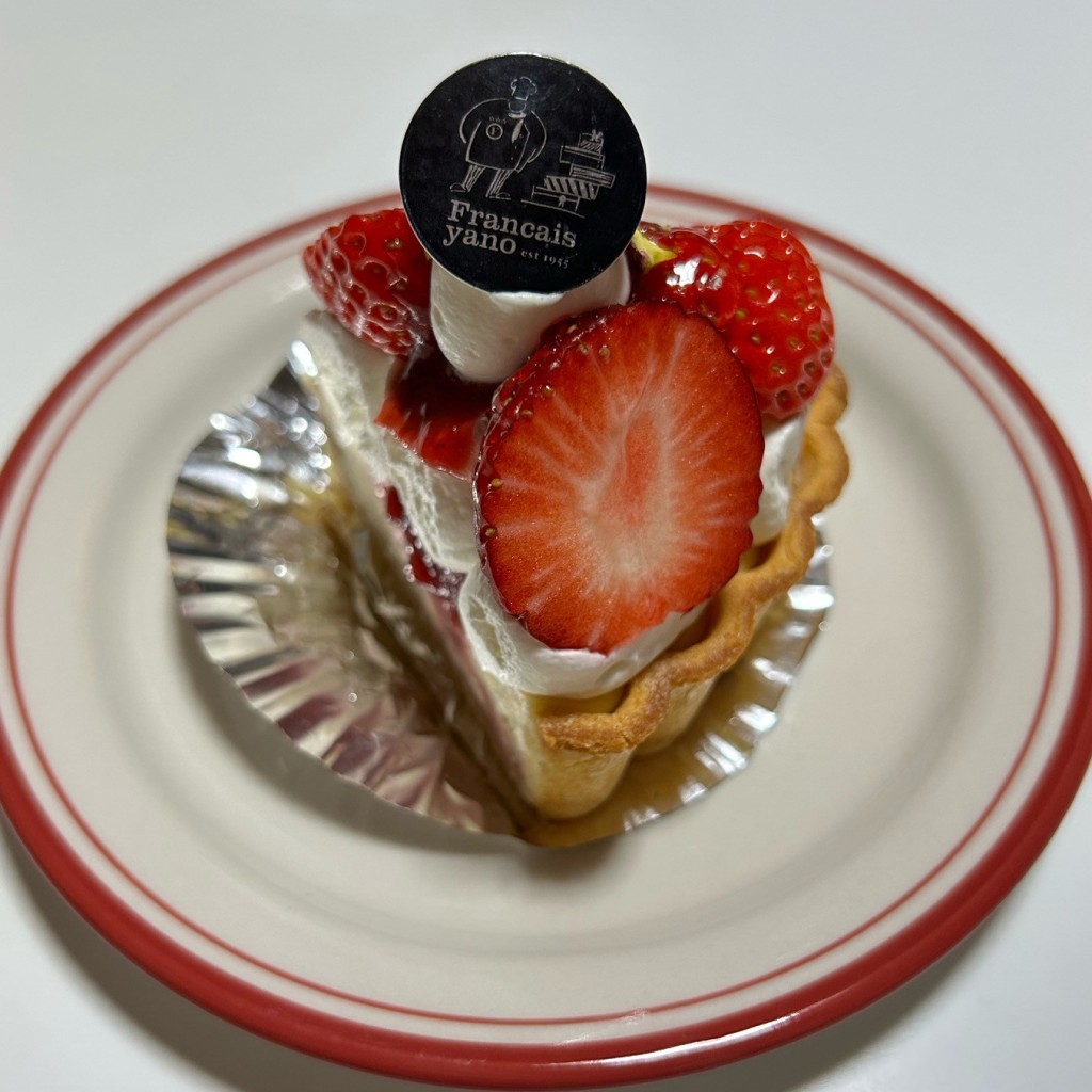 ユーザーが投稿したNYチーズいちご仕立ての写真 - 実際訪問したユーザーが直接撮影して投稿した茜部中島ケーキケーキハウス フランセ ヤノの写真