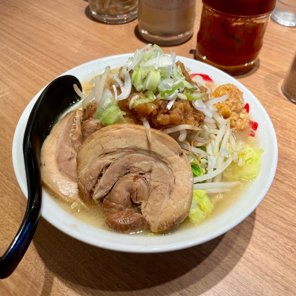 実際訪問したユーザーが直接撮影して投稿した東町ラーメン / つけ麺横浜家系ラーメン 吟家の写真