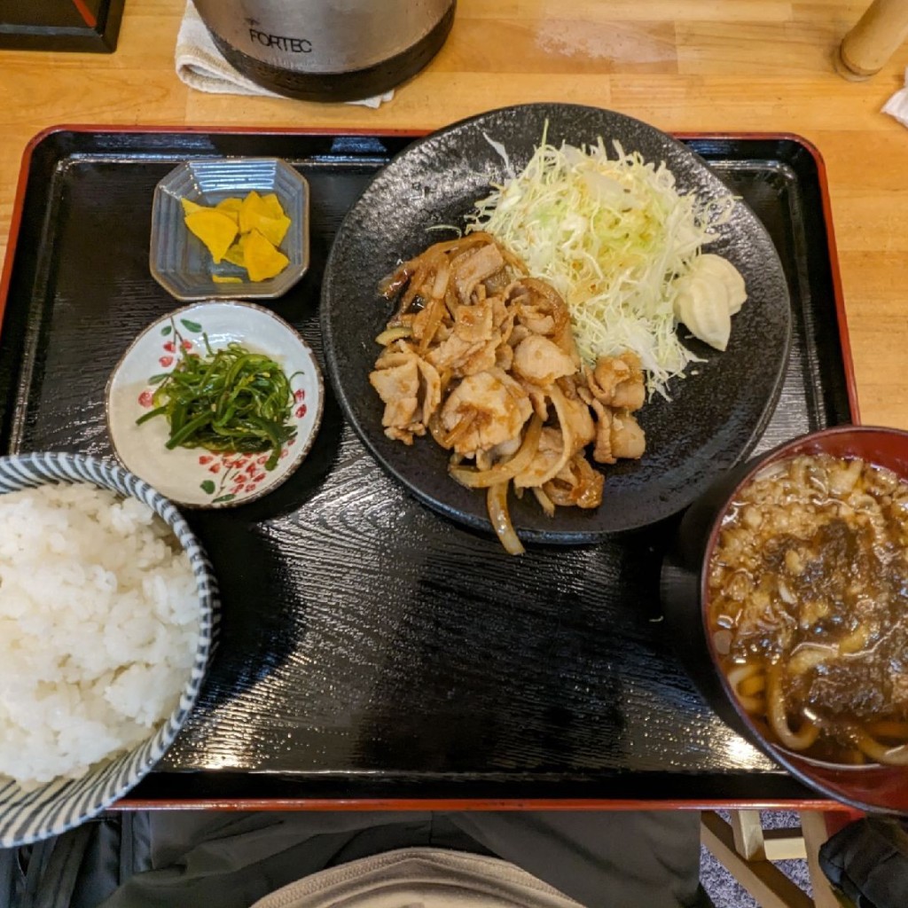 ユーザーが投稿した豚しょうが焼き定食の写真 - 実際訪問したユーザーが直接撮影して投稿した大手町そばそば処 満留八の写真