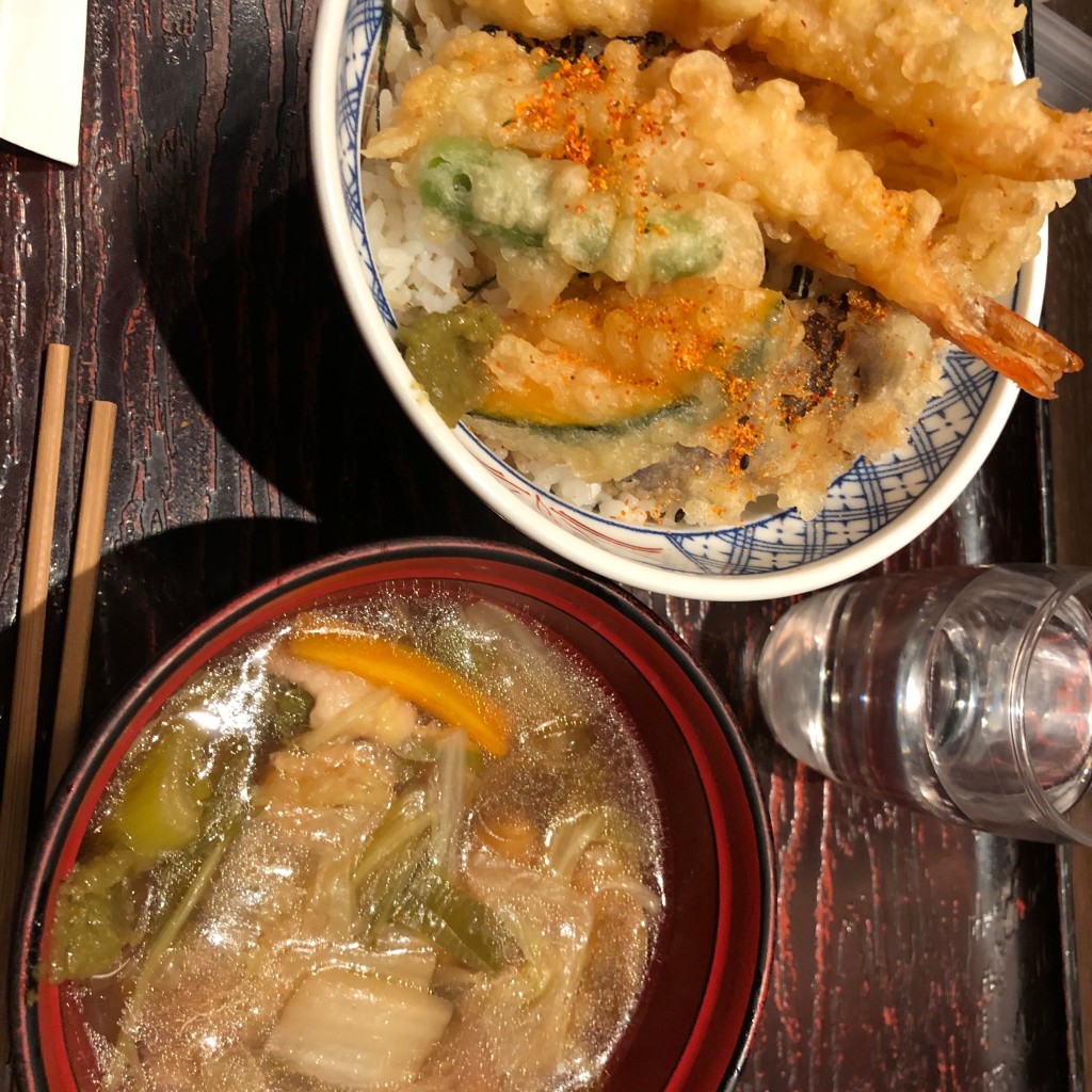 ユーザーが投稿したランチ 限定天丼とちゃんこの写真 - 実際訪問したユーザーが直接撮影して投稿した両国ちゃんこ鍋ちゃんこ江戸沢 両国総本店別館の写真