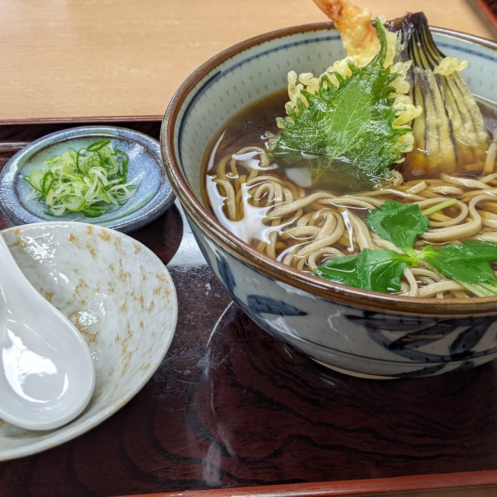 さみーさんが投稿した天神うどんのお店よろづや/ヨロヅヤの写真