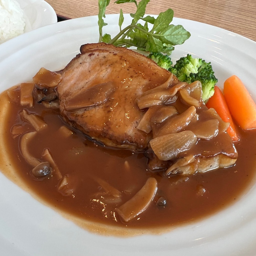 ユーザーが投稿した津南ポークソテー定食の写真 - 実際訪問したユーザーが直接撮影して投稿した上野寿司吉池食堂の写真