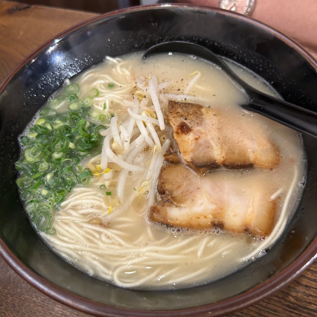 ユーザーが投稿した和歌山ラーメンの写真 - 実際訪問したユーザーが直接撮影して投稿した(番地が直接)ラーメン専門店らーめん 幕末 南紀白浜店の写真