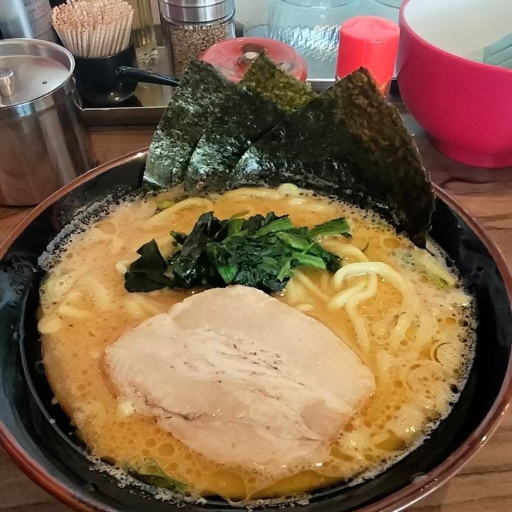 かあきさんが投稿した朝日町ラーメン / つけ麺のお店横浜家系ラーメン 柴田家/ヨコハマイエケイラーメン シバタヤの写真