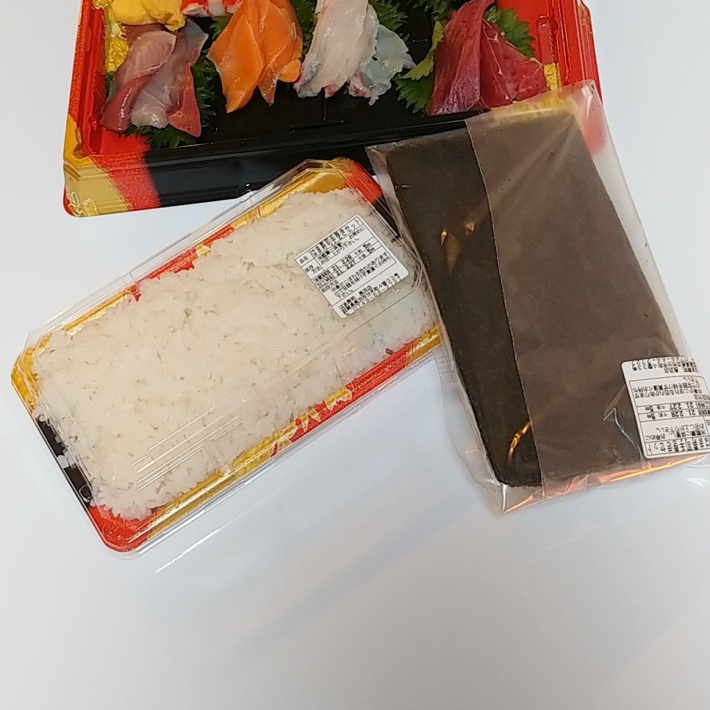 ユーザーが投稿したおうちで手巻セットの写真 - 実際訪問したユーザーが直接撮影して投稿した分木町回転寿司はま寿司 長浜店の写真
