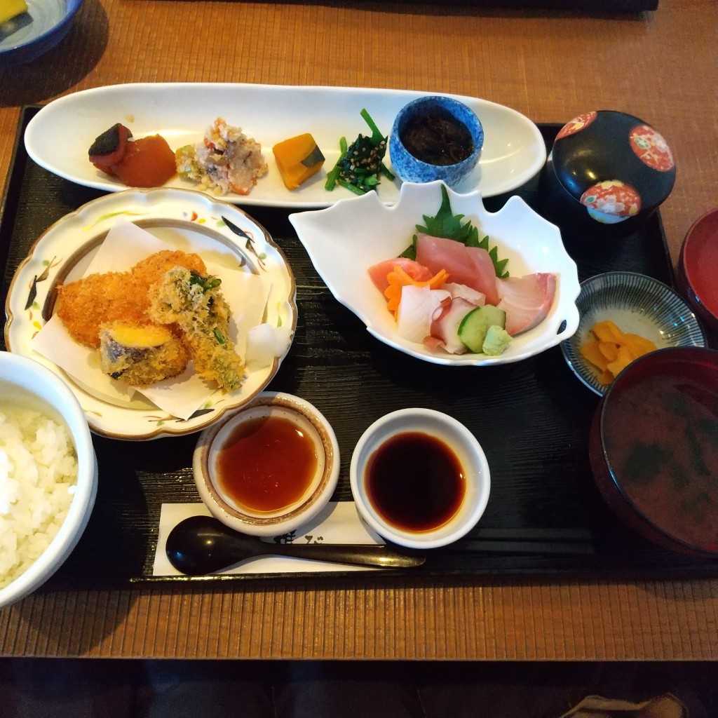 よしともままんさんが投稿した多気中町懐石料理 / 割烹のお店旬彩雅び/シュンサイミヤビの写真