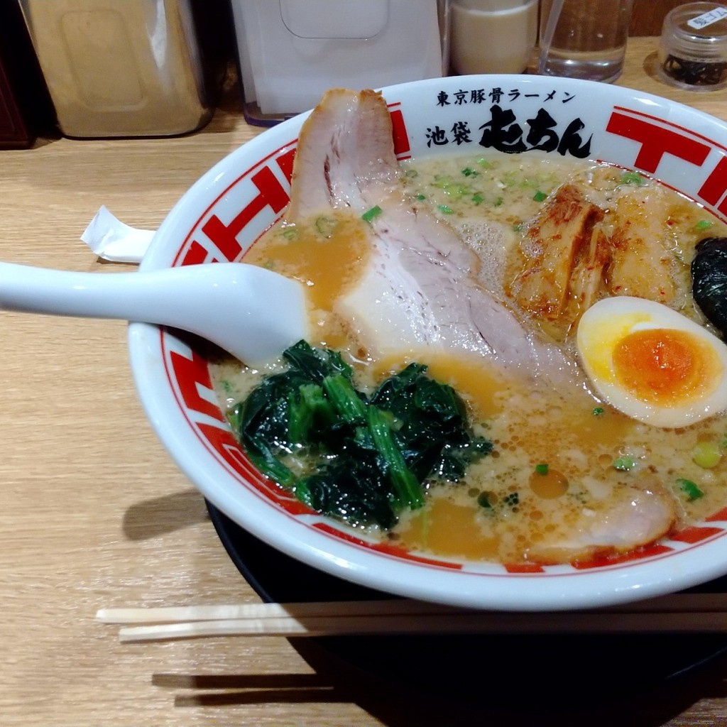 ユーザーが投稿した九州たまり醤油ラーメンの写真 - 実際訪問したユーザーが直接撮影して投稿した駅前本町ラーメン専門店屯ちん 川崎店の写真