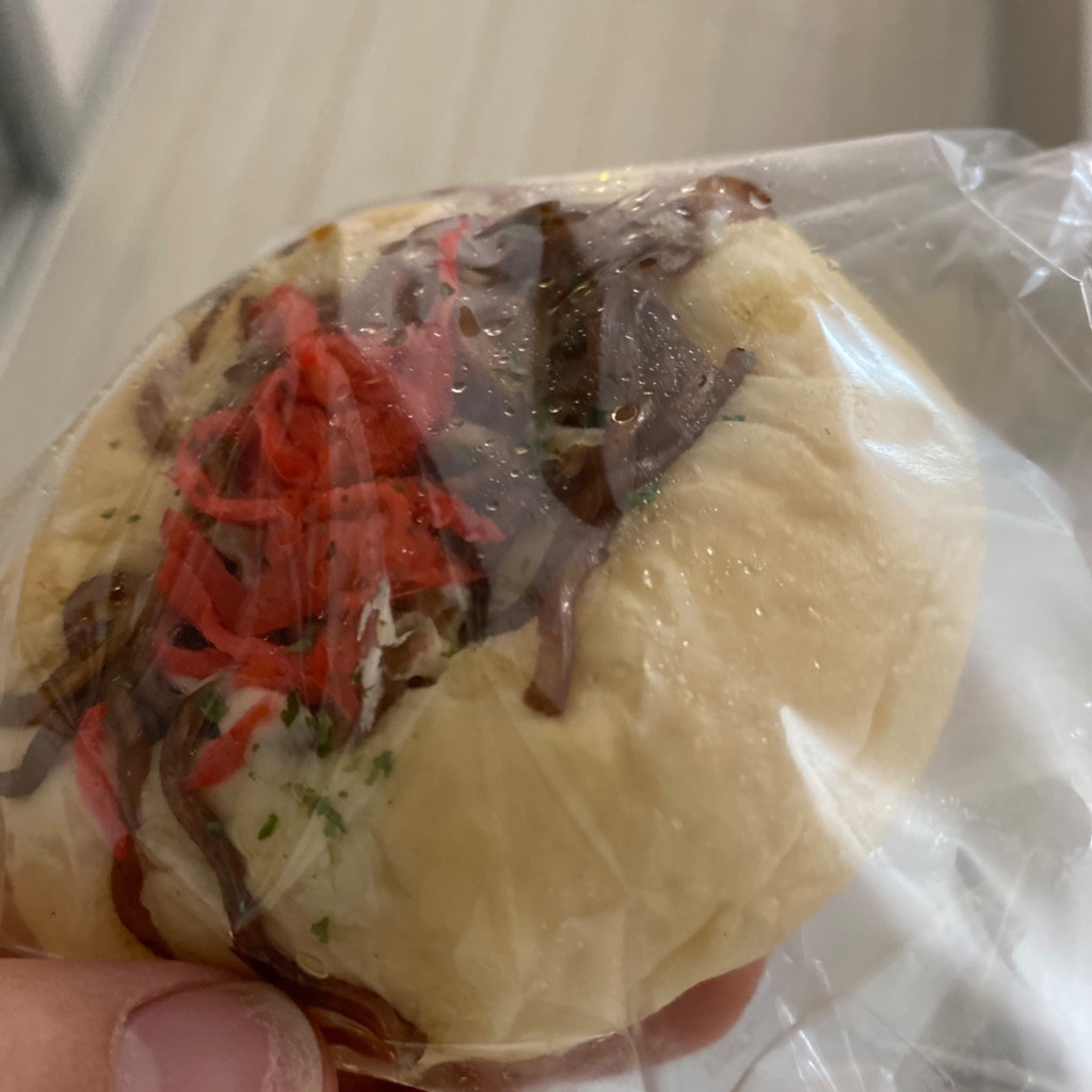 ユーザーが投稿したまんまる焼きそばパンの写真 - 実際訪問したユーザーが直接撮影して投稿した中筋カフェサニーサイド 宝塚中山寺店の写真