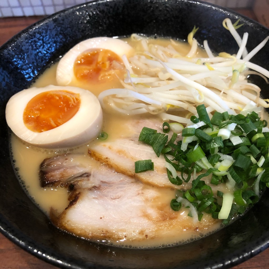 ユーザーが投稿したラーメン 煮卵の写真 - 実際訪問したユーザーが直接撮影して投稿した天神町ラーメン / つけ麺福善の写真