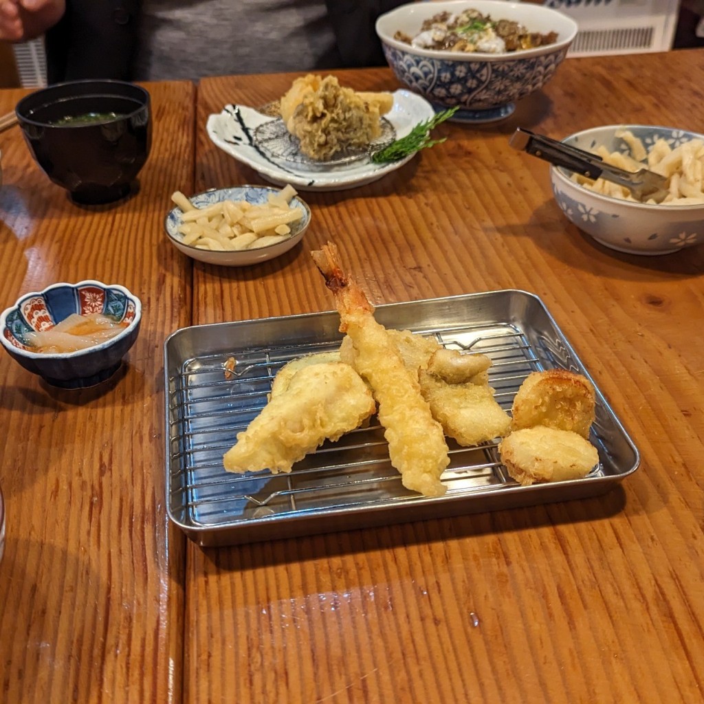 ユーザーが投稿したーすじ天ぷら定食の写真 - 実際訪問したユーザーが直接撮影して投稿した神田天ぷら天ぷら 一すじの写真