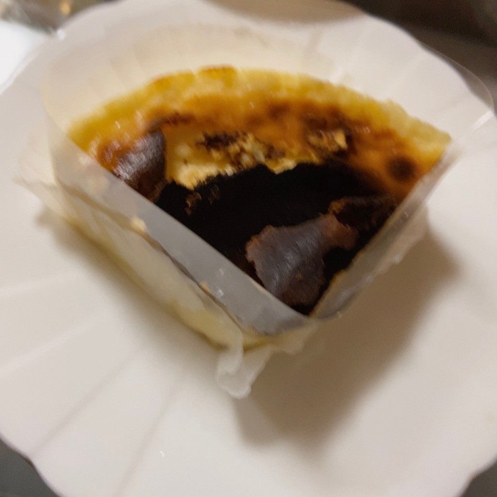 ユーザーが投稿したバスクチーズケーキの写真 - 実際訪問したユーザーが直接撮影して投稿した南六条西ケーキBuono Buonoの写真